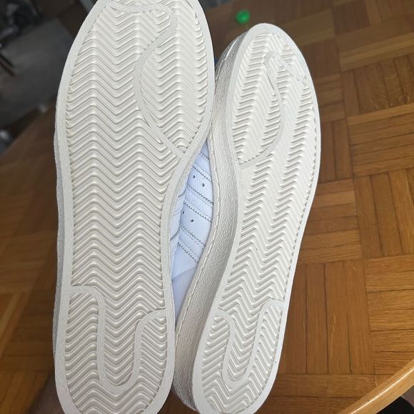 Adidas Superstar 82 Men’s off white sneakers NEW in box! - Picture 5 of 7